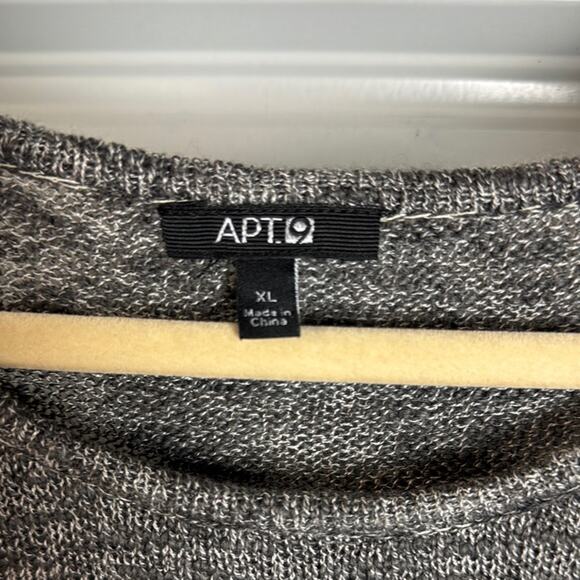 Apt. 9 Gray and White Crew Neck Sweater with Lace Hem - Picture 2 of 8